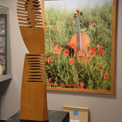 Bild vergrern: Die Ausstellung zeigt eine besondere Begegnung zwischen Musik, Natur und Kunst. 