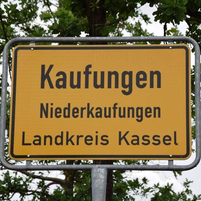 Ortsschild Niederkaufungen