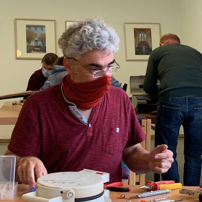 Bild vergr��ern: Stephan Thelen-Rank nahm sich eines alten Waffeleisens an (September).