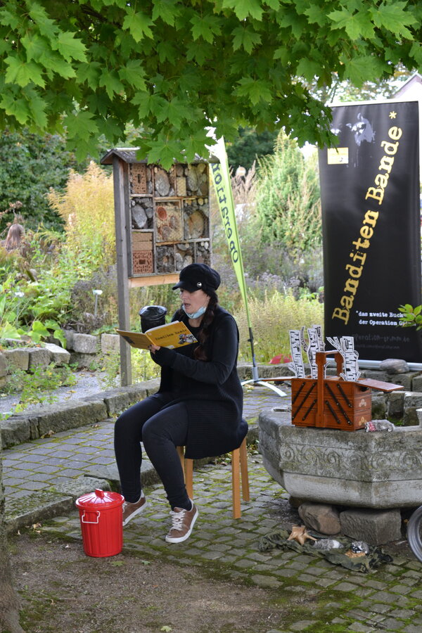 Conny Heinz Lesung Museumsgarten