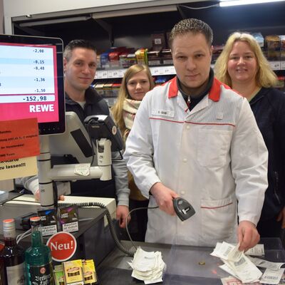 Bild vergr&ouml;&szlig;ern: Viele kleine Beträge ergeben eine schöne Spendensumme.