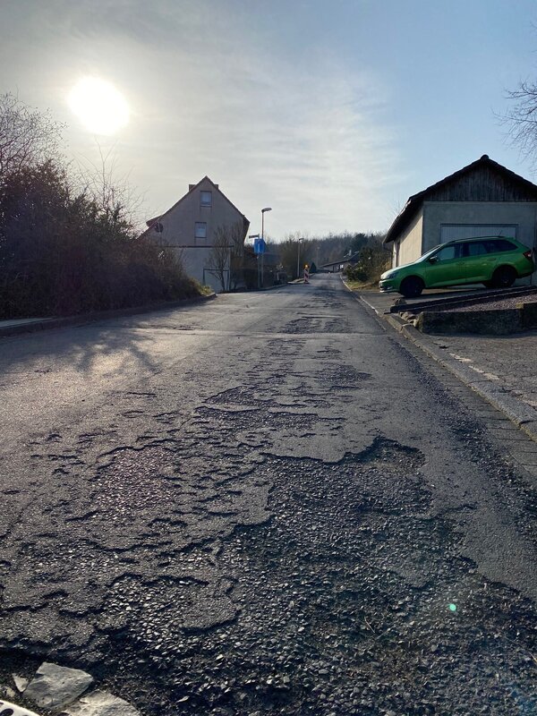Bild vergr&ouml;&szlig;ern: Oberflächensanierung Neuer Weg