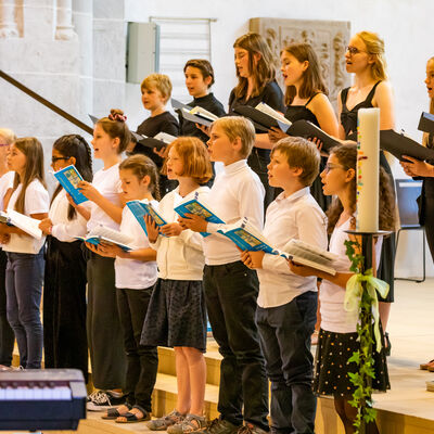 Bild vergr&ouml;&szlig;ern: Jubiläum der Ev. Singschule Kaufungen