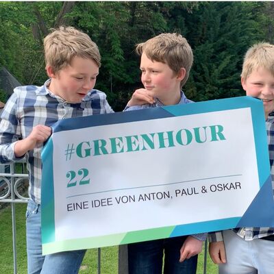 Die drei Kaufunger Schüler Anton (11), Paul (11) und Oskar (10) werben für ihren Kurzfilm.