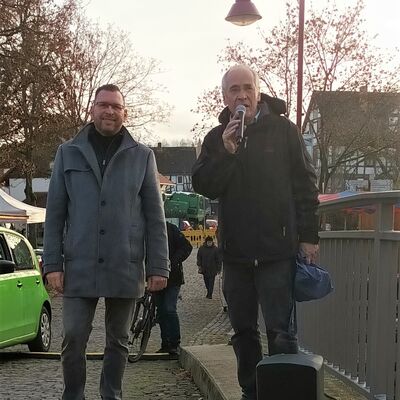 Bild vergr&ouml;&szlig;ern: Weihnachtsmarkt Niederkaufungen