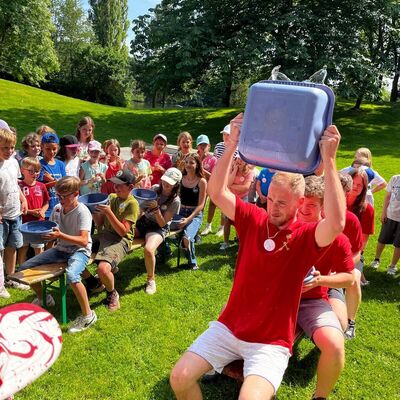 Bild vergr&ouml;&szlig;ern: Spiel, Sport und Spaß.