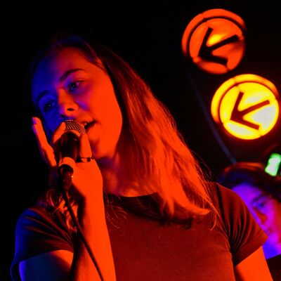 Bild vergr��ern: �In Rhythm�  Julia Runge.