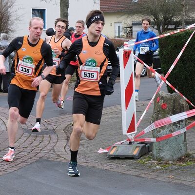 Bild vergr��ern: Sportlicher Wettkampf und Spa� finden beim Kaufunger Silvesterlauf beide ihren Platz.