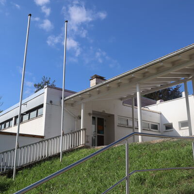 Landkreis-Sporthalle im Haferbachhallenkomplex