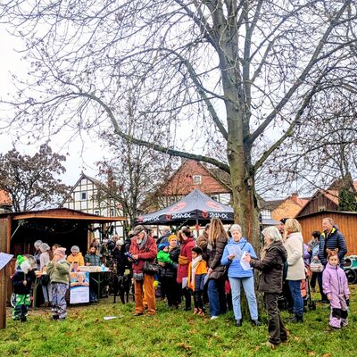 Bild vergr&ouml;&szlig;ern: Weihnachtlicher Markt Niederkaufungen