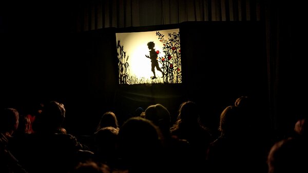 Bild vergr&ouml;&szlig;ern: Theater der Dämmerung