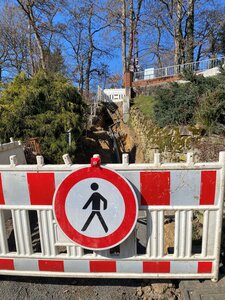 Bild vergr��ern: Die Treppenanlage Am Rossgang ist derzeit gesperrt. Grund hierf�r sind notwendige Arbeiten im Bereich der dortigen Stromversorgung.