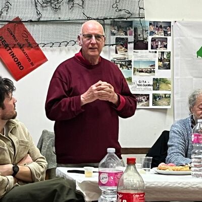 Bild vergr��ern: Rede vor dem Partnerschaftskommitee.