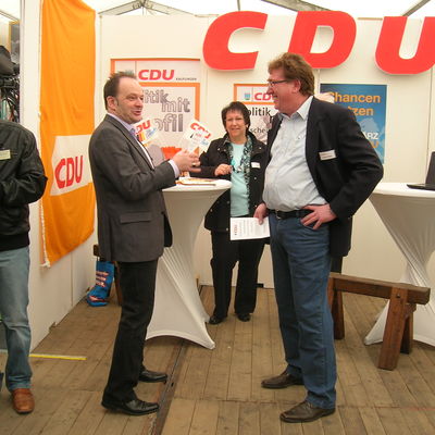 Bild vergr&ouml;&szlig;ern: Stehender Festzug Papierfabrik (20)