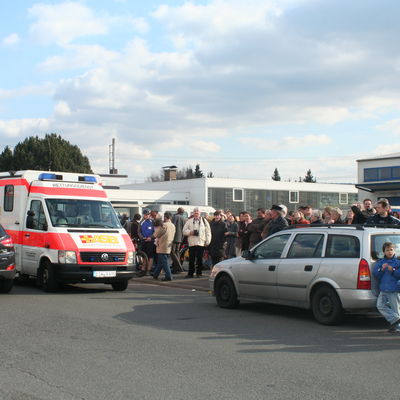 Bild vergr&ouml;&szlig;ern: Stehender Festzug Papierfabrik (147)