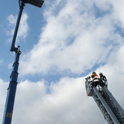 Bild vergr&ouml;&szlig;ern: Stehender Festzug Papierfabrik (141)