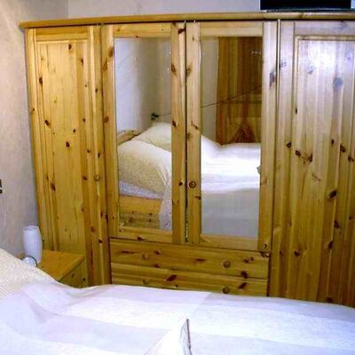 Bild vergr&ouml;&szlig;ern: Ferienwohnung_Raabe_Schrank_Neu