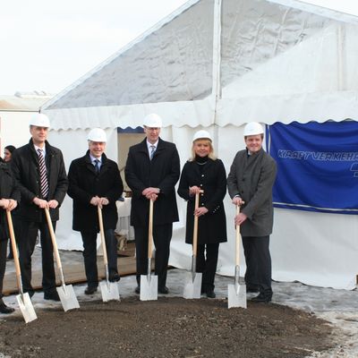 Erster Spatenstich der Firma Nagel