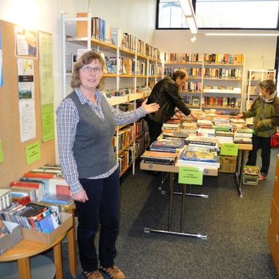 Flohmarkt B&uuml;cherei