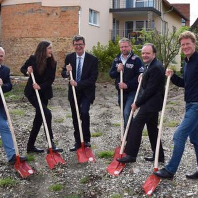 Bild vergr&ouml;&szlig;ern: Brauplatz (7)