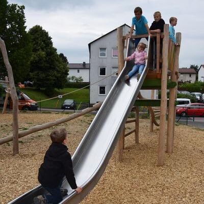 Bild vergr&ouml;&szlig;ern: Spielplatz Pommernstraße (3)