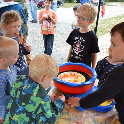 Bild vergr&ouml;&szlig;ern: Spielplatz Pommernstraße (16)