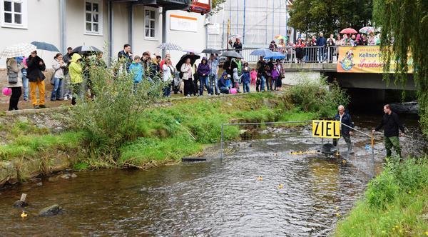 Bild vergr&ouml;&szlig;ern: Herbstamrkt
