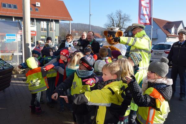 Bild vergr&ouml;&szlig;ern: LEO-Hilfeinseln