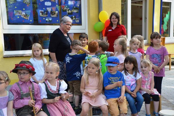 Bild vergr&ouml;&szlig;ern: Abschied Karin Kuhn/Sommerfest Sch&ouml;ne Aussicht