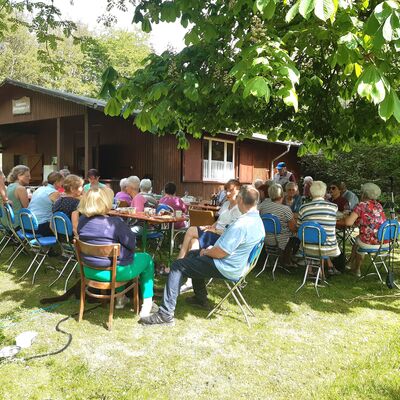Bild vergr&ouml;&szlig;ern: Sommerfest