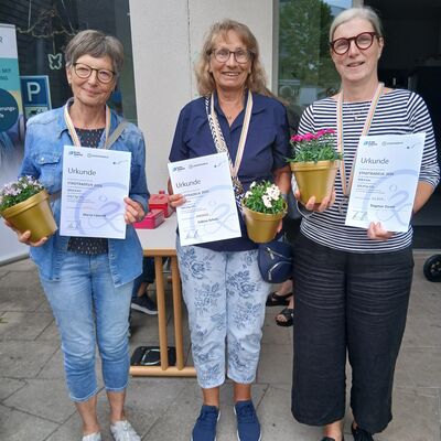 Bild vergr&ouml;&szlig;ern: Diese Frauen radelten dieses Jahr am weitesten: (v.l.) Maria Lippold, Sabine Scholz und Dagmar Damm.