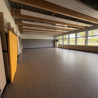 Bild vergr&ouml;&szlig;ern: Multifunktionshalle