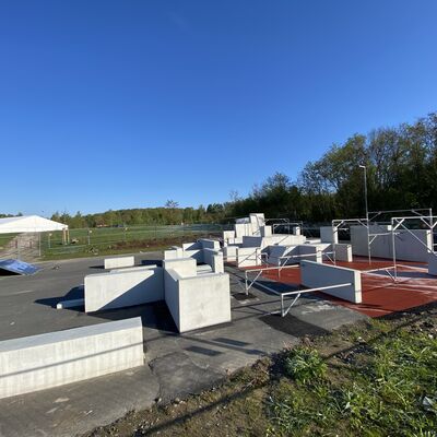 Bild vergr&ouml;&szlig;ern: Parkouanlage