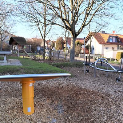 Bild vergr&ouml;&szlig;ern: Spielplatz Crumbacher Weg