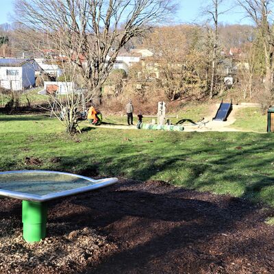 Bild vergr&ouml;&szlig;ern: Spielplatz Rehheckenweg