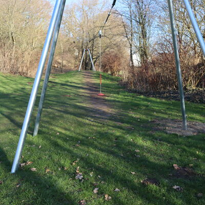 Bild vergr&ouml;&szlig;ern: Spielplatz Rehheckenweg