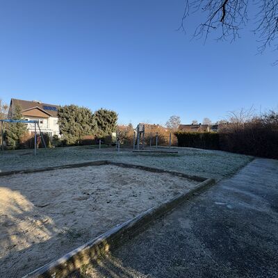 Bild vergr&ouml;&szlig;ern: Spielplatz Albert-Schweitzer-Straße