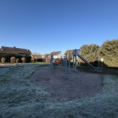 Bild vergr&ouml;&szlig;ern: Spielplatz Albert-Schweitzer-Straße