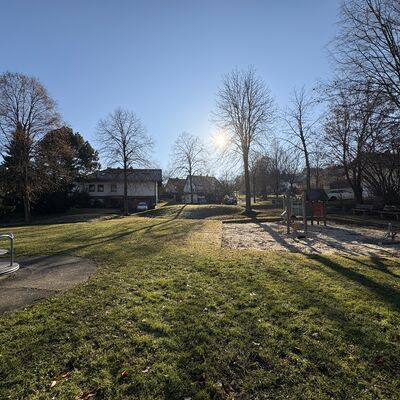 Bild vergr&ouml;&szlig;ern: Spielplatz Allendorfer Straße