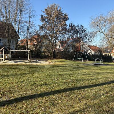 Bild vergr&ouml;&szlig;ern: Spielplatz Allendorfer Straße