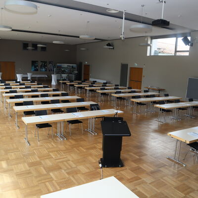 Bild vergr&ouml;&szlig;ern: Großer Saal