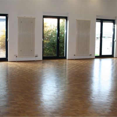 Bild vergr��ern: Gesellschaftsraum Innen _2 - Gemeindeigene Geb�ude